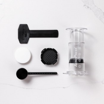AeroPress AeroPress Clear - Cafetière Nomade en Tritan Transparent - Accessoire café AERPCLEAR
